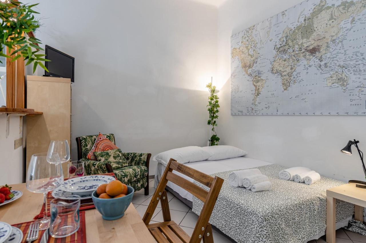 Tuttomondo Central Flat With Private Courtyard Pisa Exterior photo